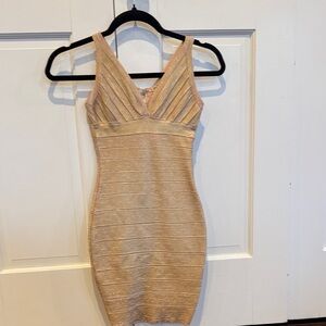 Katie J NYC Shimmering Gold Dress size L,(Note hook is missing,eye is good)